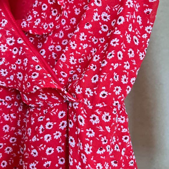 DIVIDED Floral Red Dress - Picture 7 of 8